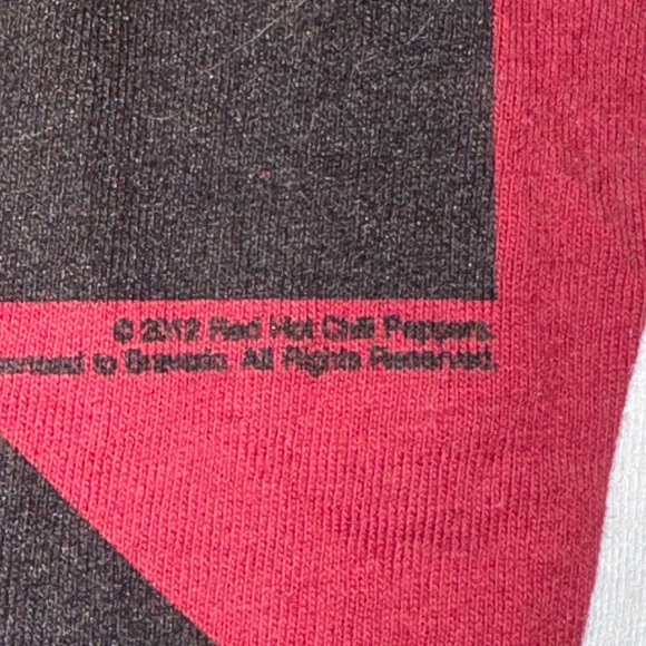 Red Hot Chili Peppers Logo Band Tee: Blood Sugar Sex Magic: 90’s: Grunge - Picture 3 of 4
